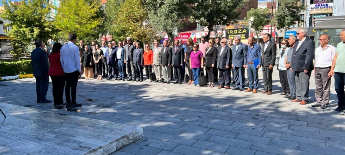 CHP, kuruluş yıl dönümünü kutladı