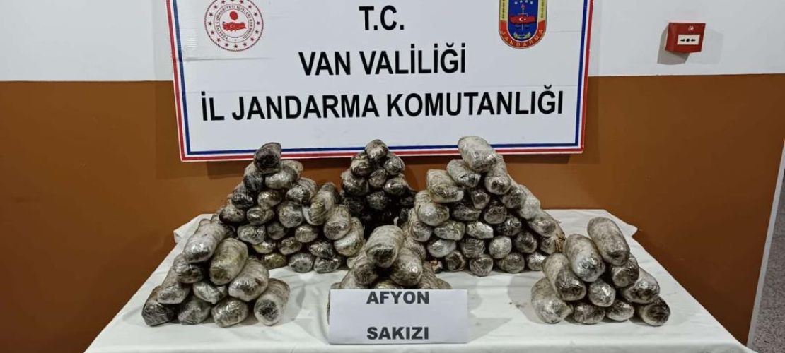 Van'ın Çaldıran ilçesinde 47 kilo afyon sakızı ele geçirildi