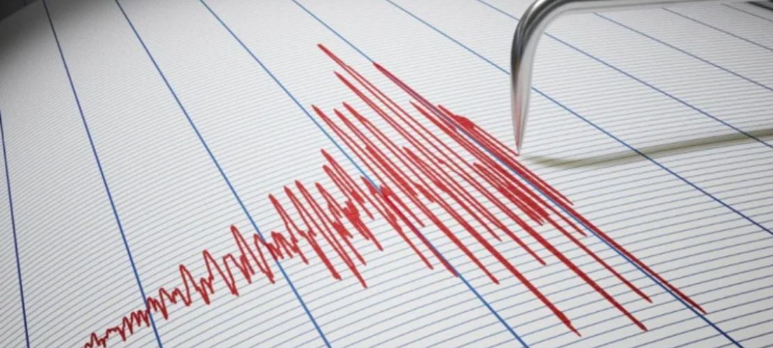 Van'da korkutan deprem 5.0 ile paniğe yol açtı