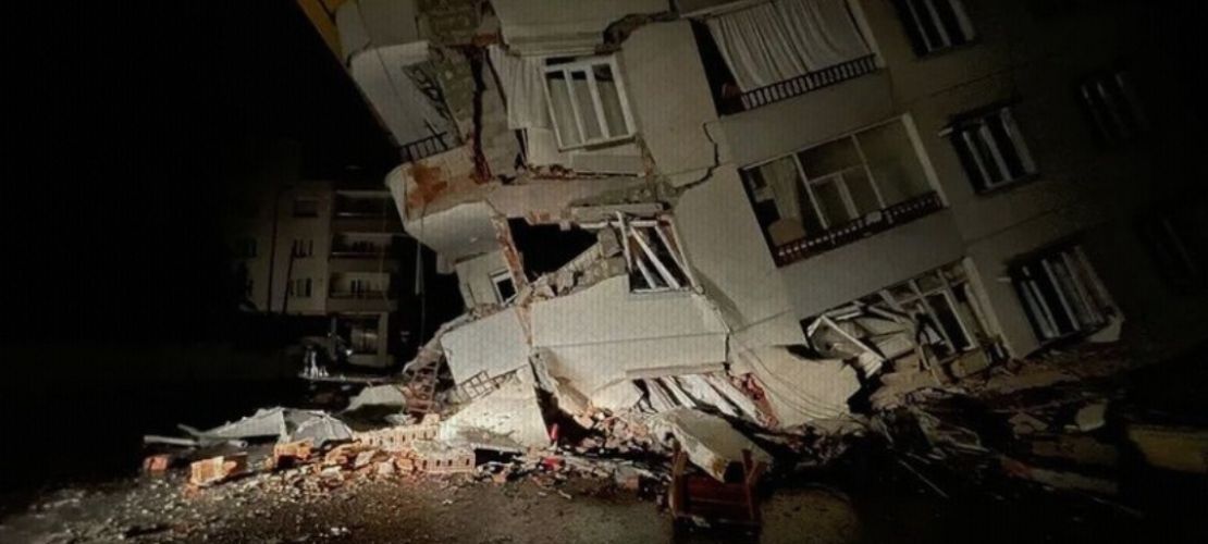 Kahramanmaraş'ta 7.4 büyüklüğünde deprem