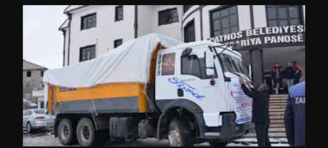 HDP 219 TIR ve 140 kamyon erzak depremzedelere ulaştırdı