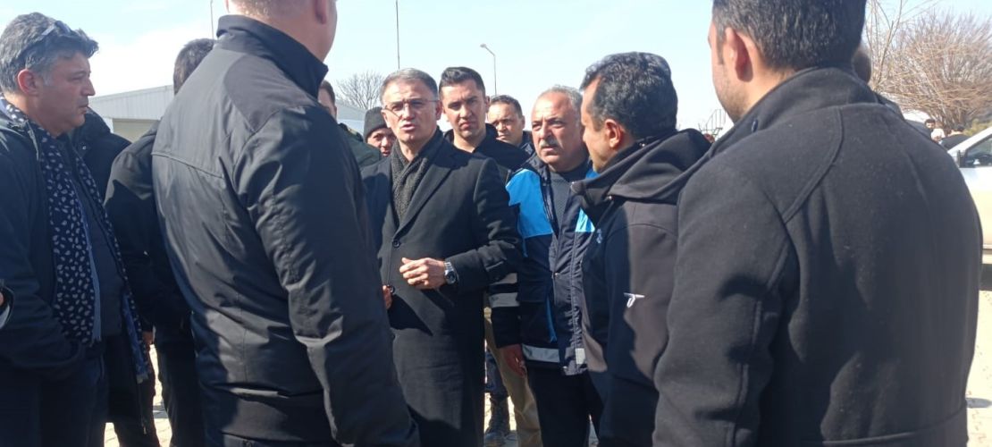 Bakan Ersoy, Tuşba Belediyesi’nin çalışmalarını inceledi