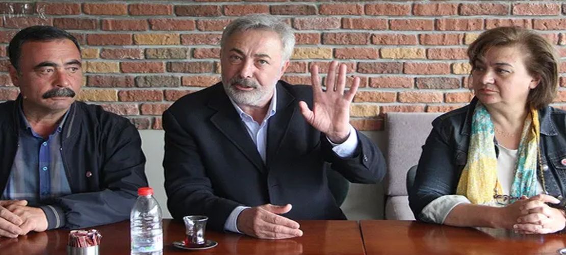 Mehmet Aslantuğ: İktidar, hiçbir şey yokmuş gibi yeniden sorumluluk istiyor