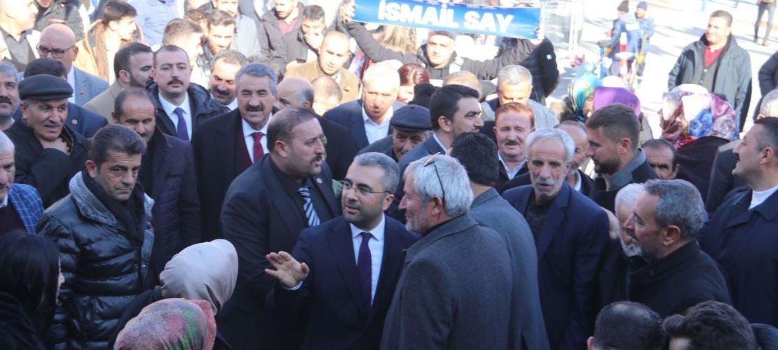 Yeniden Aday Gösterilen Başkan İsmail Say, Edremit’te Vatandaşlarla Buluştu