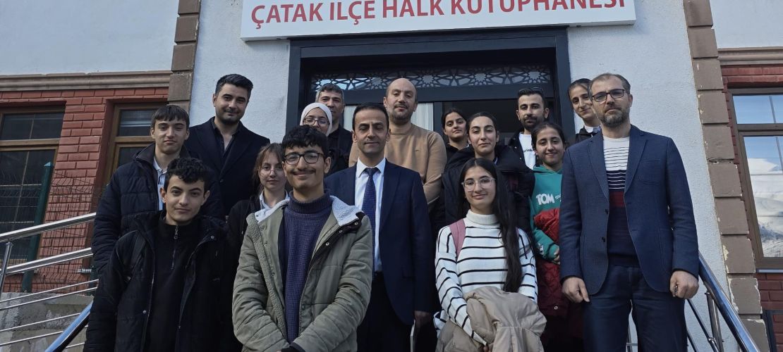 Çatak’ta Öğrencilerle “Dönüşüm” Kitabı Üzerine Anlamlı Buluşma